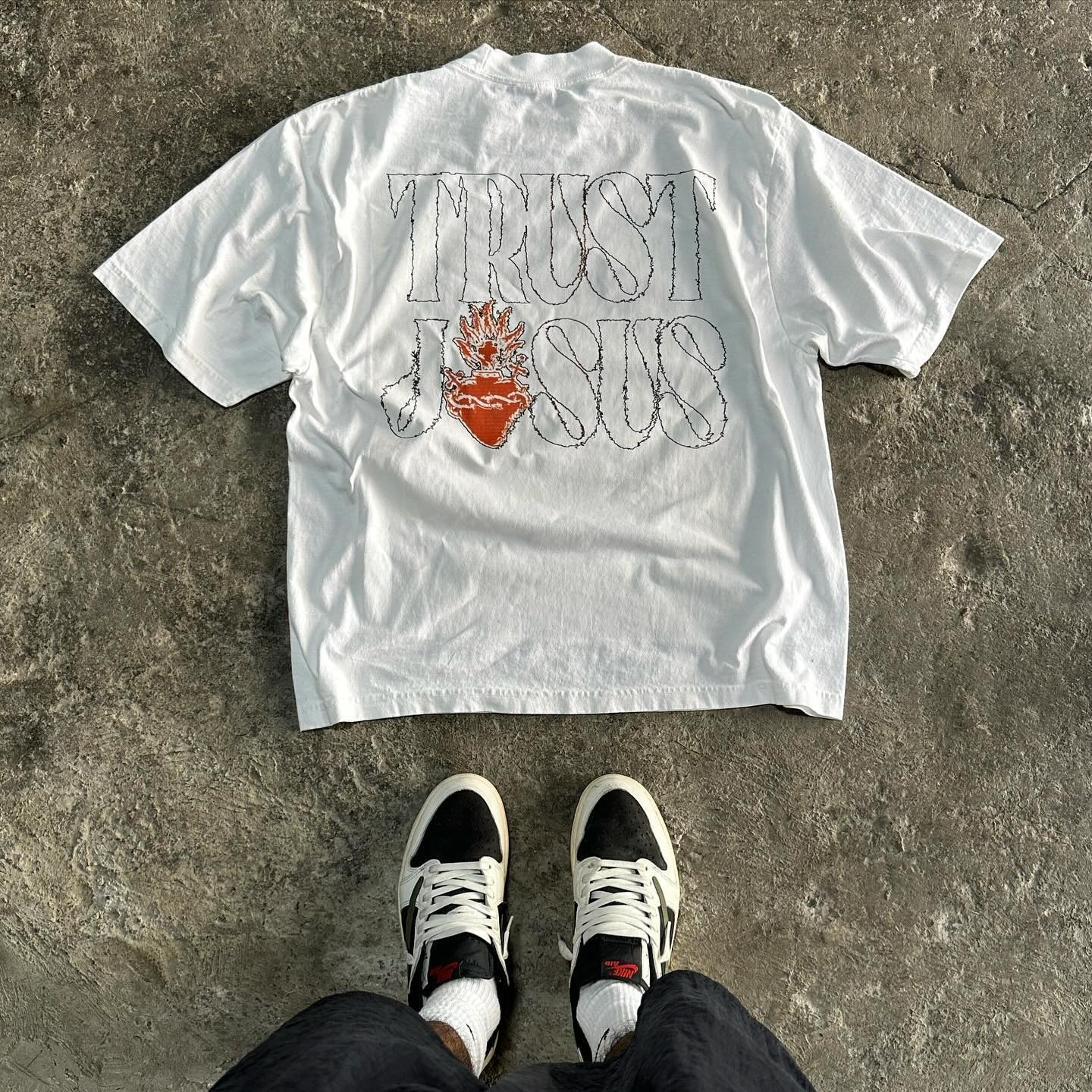 imgi_40_429443031_287112064394312_2051882530329917109_n.webp We Are Righteous Trust Jesus” Tees White - Image 1